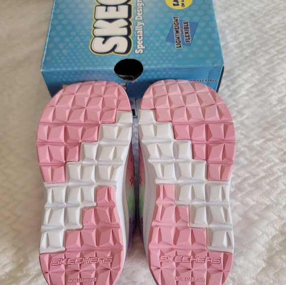 SKECHERS GIRLS TOODLER COMFY GRIP LITTLE STARZ - Picture 7 of 9